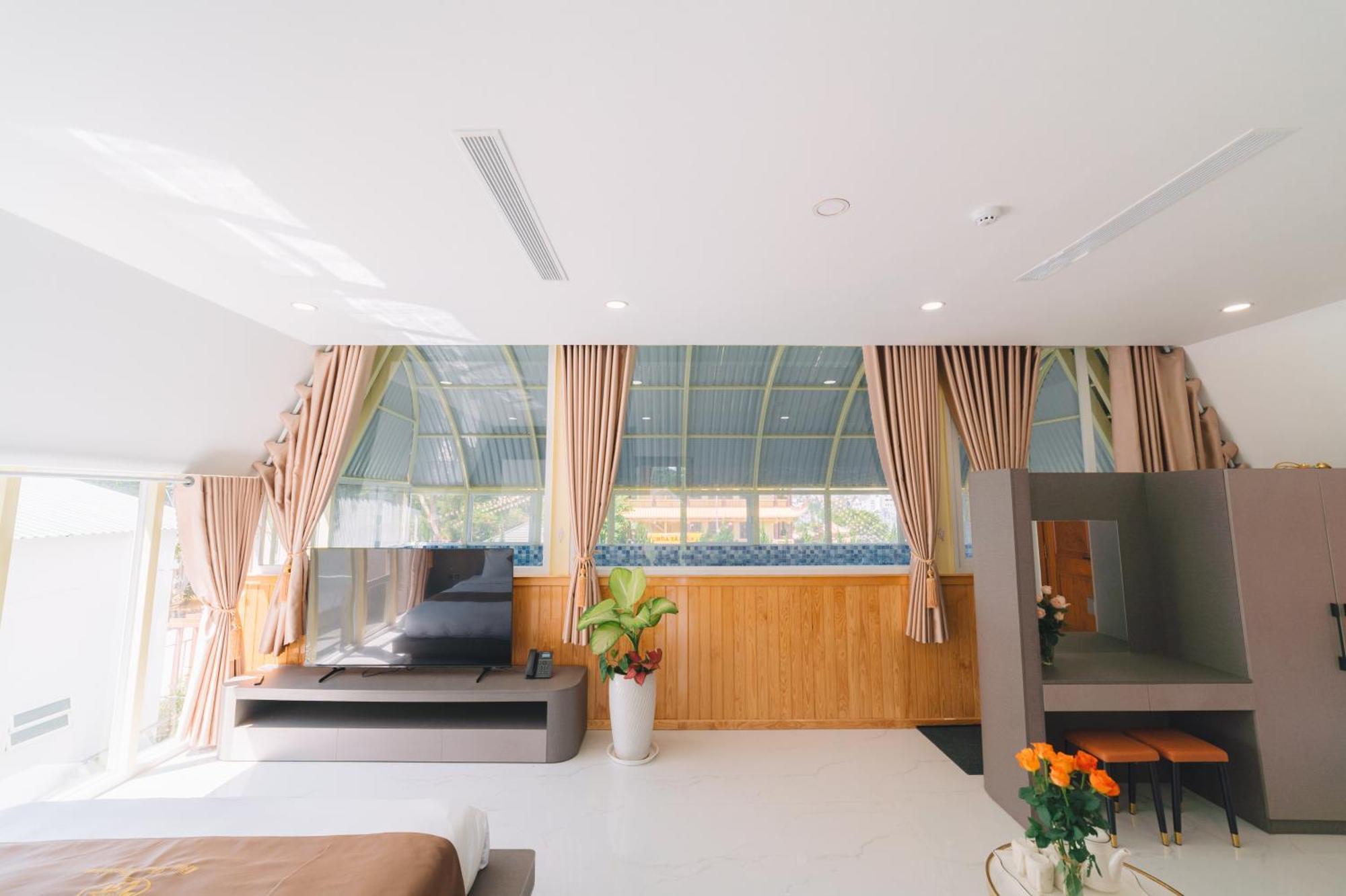Quy Tai Premium Hotel 달랏 외부 사진