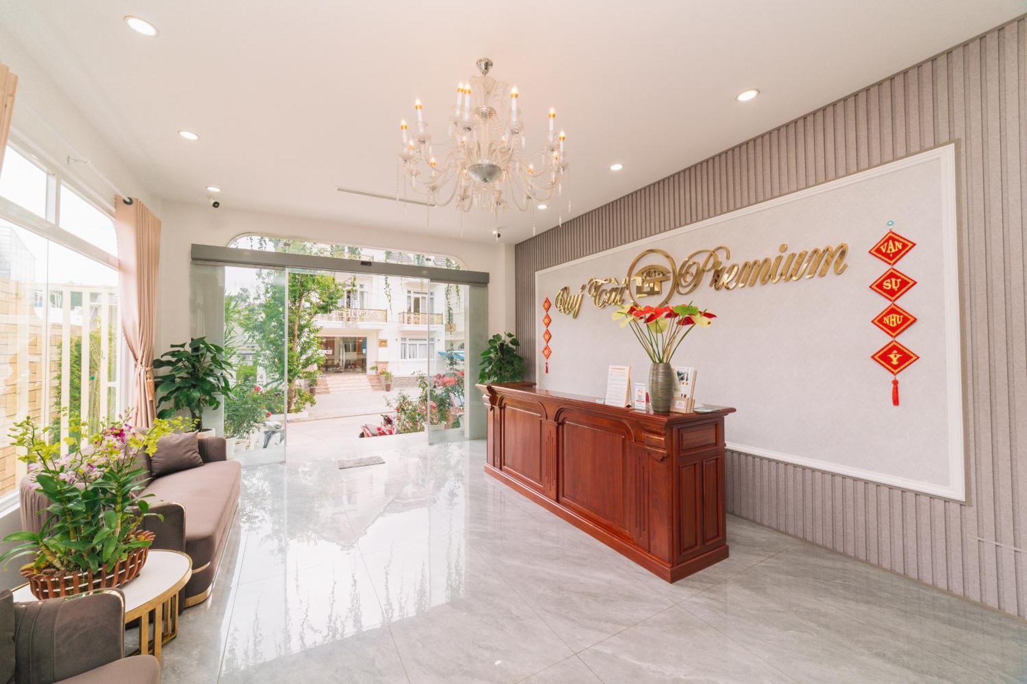Quy Tai Premium Hotel 달랏 외부 사진