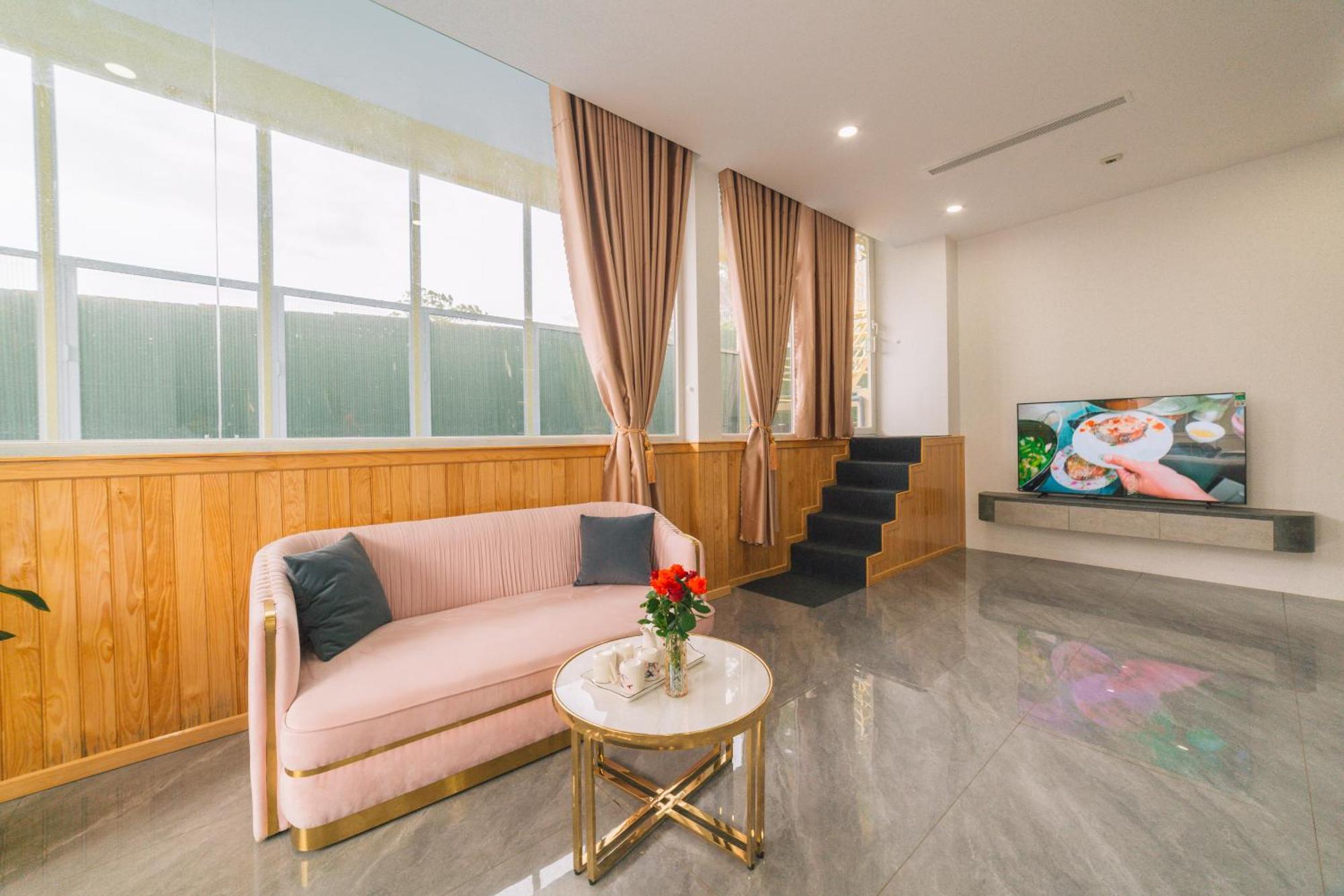 Quy Tai Premium Hotel 달랏 외부 사진